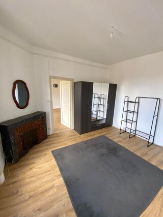  Appartement à louer 2 pièces 55 m²