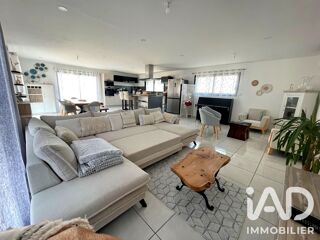  Maison à louer 5 pièces 147 m²