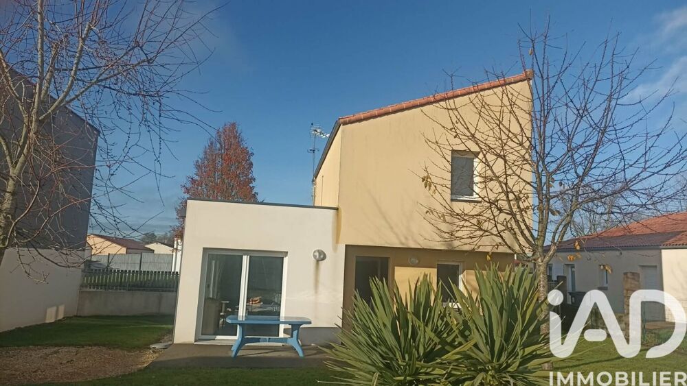 Vente Maison Vente Maison traditionnelle 4 pièces La genétouze