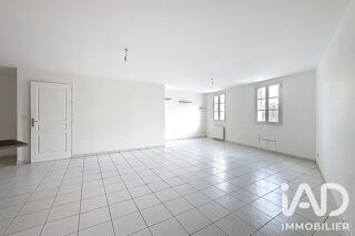  Appartement à louer 4 pièces 90 m²
