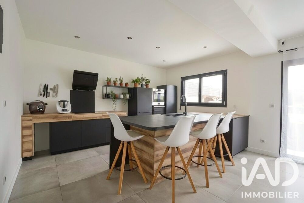 Vente Maison traditionnelle 7 pièces