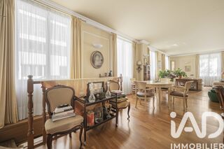  Appartement à vendre 5 pièces 148 m²