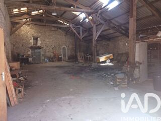  Parking / Garage à vendre 225 m²