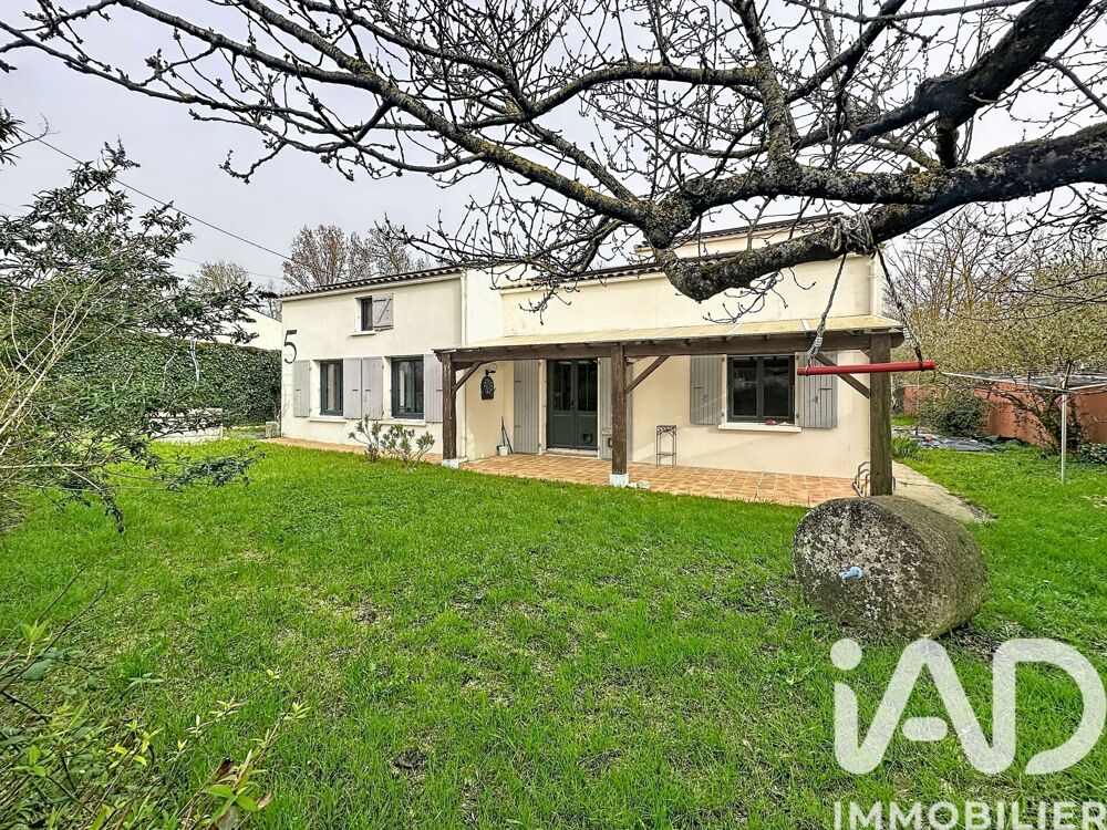 Vente Maison Vente Maison de campagne 7 pièces Saint-jean-de-liversay