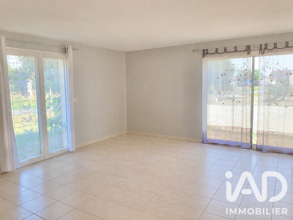 Vente Maison Vente Maison/villa 3 pièces Saint-front-de-pradoux