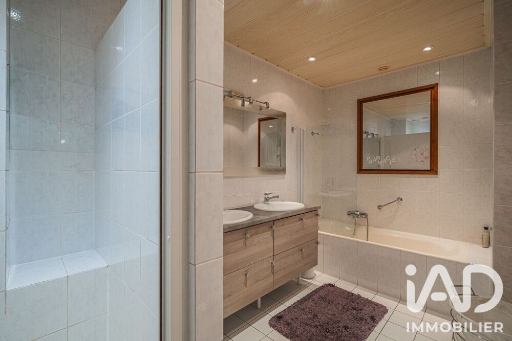 à vendre  Maison Pers-Jussy (74930)