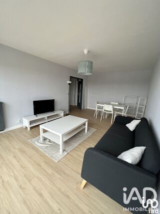  Appartement à louer 3 pièces 66 m²