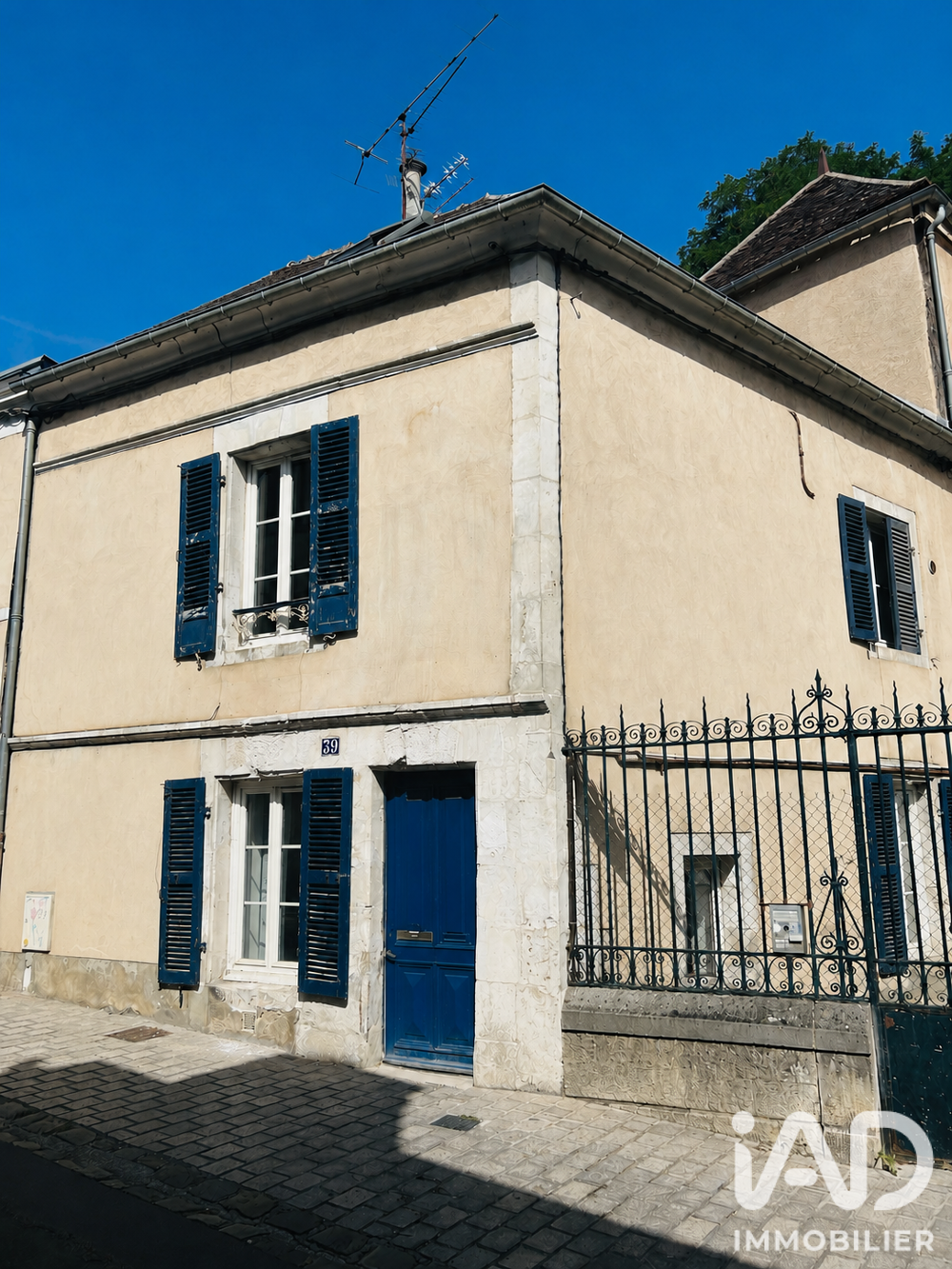Maison 3 pièces 90 m² · à Auxerre · 90 m² · 111 500 €