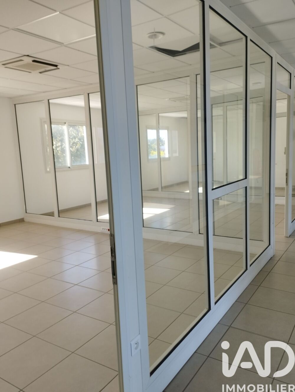 vente Immeuble - 2180 m² Saint-Pierre (97410)