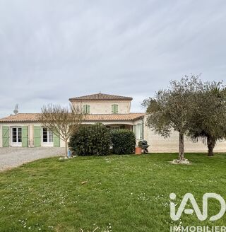  Maison à vendre 11 pièces 297 m²