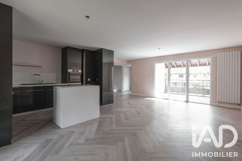 location Appartement - 3 pièce(s) - 101 m² Veigy-Foncenex (74140)