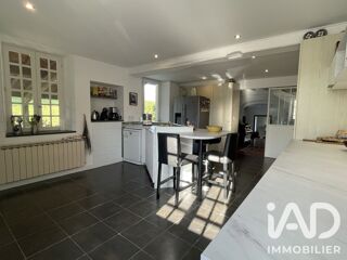  Maison à vendre 8 pièces 221 m²