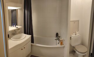  Appartement à louer 1 pièce 33 m²