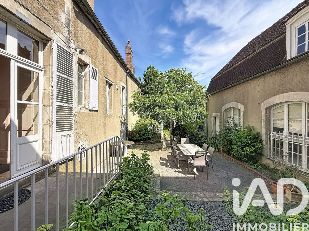Maison 11 pièces 390 m² · à Auxerre · 390 m² · 630 000 €