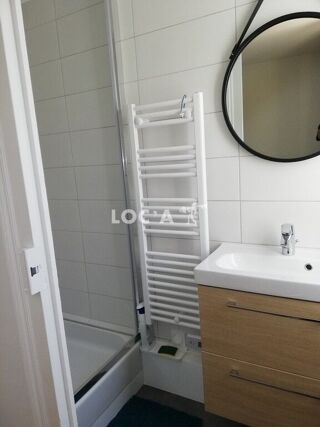  Appartement à louer 2 pièces 40 m²