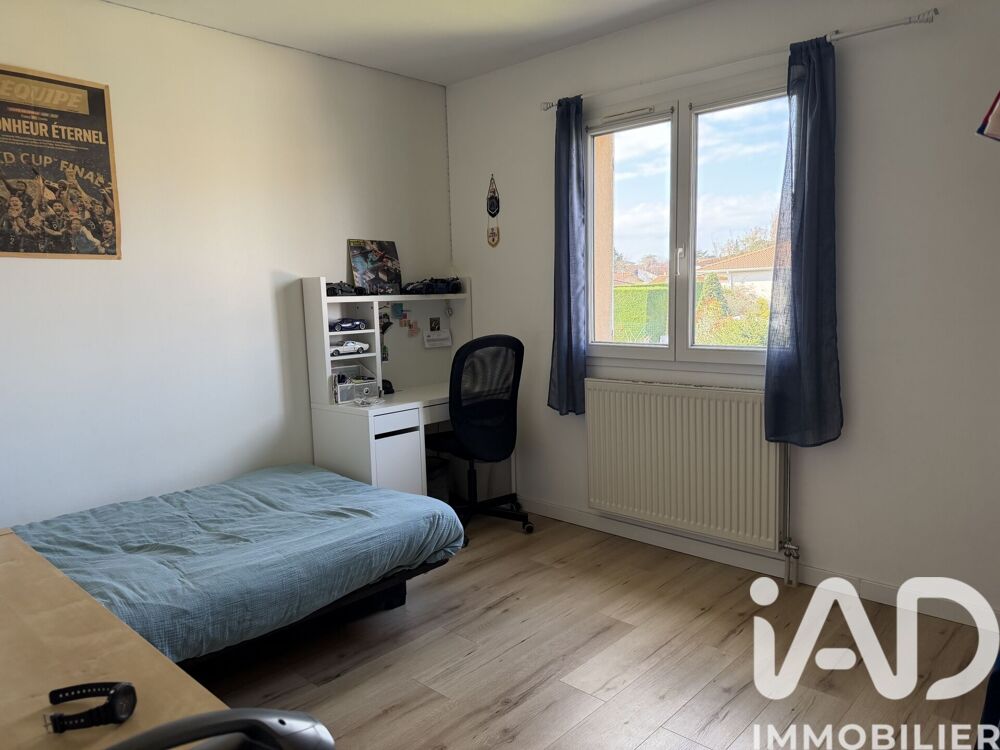 � vendre  Maison Chassieu (69680)