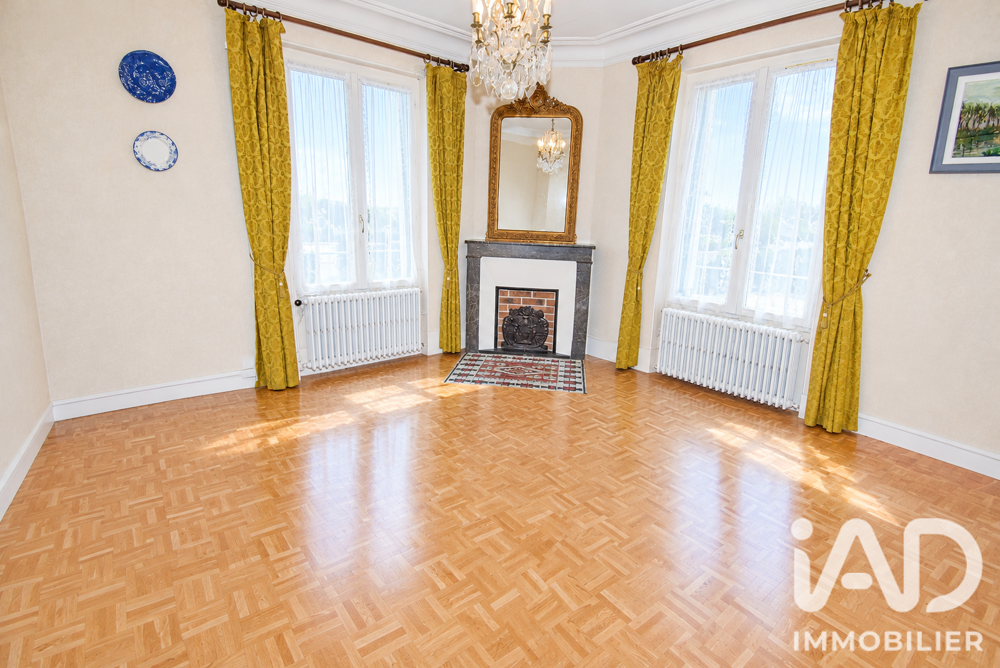 Vente Maison Vente Demeure 6 pièces Verneuil-l'Étang