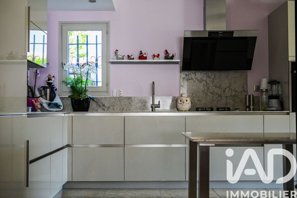 � vendre  Maison Rochefort-du-Gard (30650)
