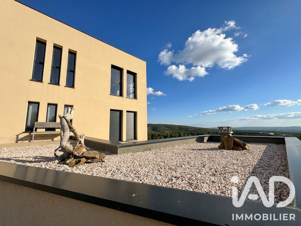 Vente Maison Vente Maison d'architecte 5 pièces Treilles