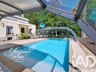  Maison à vendre 15 + pièces 560 m²