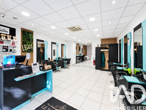 Vente Esth&eacute;tique, Coiffure 60 m&sup2; 70000 75010 Paris