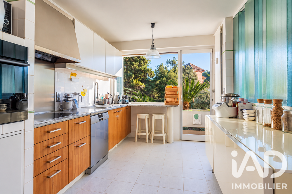 à vendre  Appartement Toulon (83000)