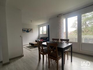  Appartement à louer 3 pièces 66 m²