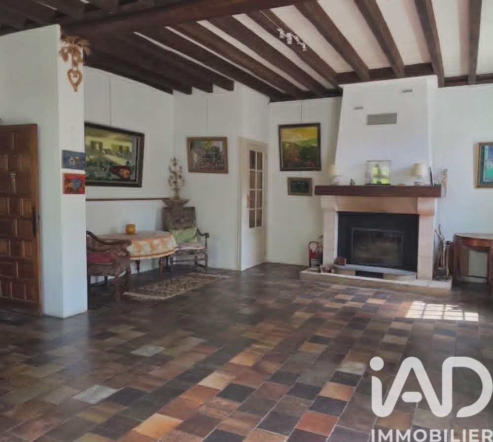 Vente Maison Vente Longère 7 pièces La celle-saint-cyr