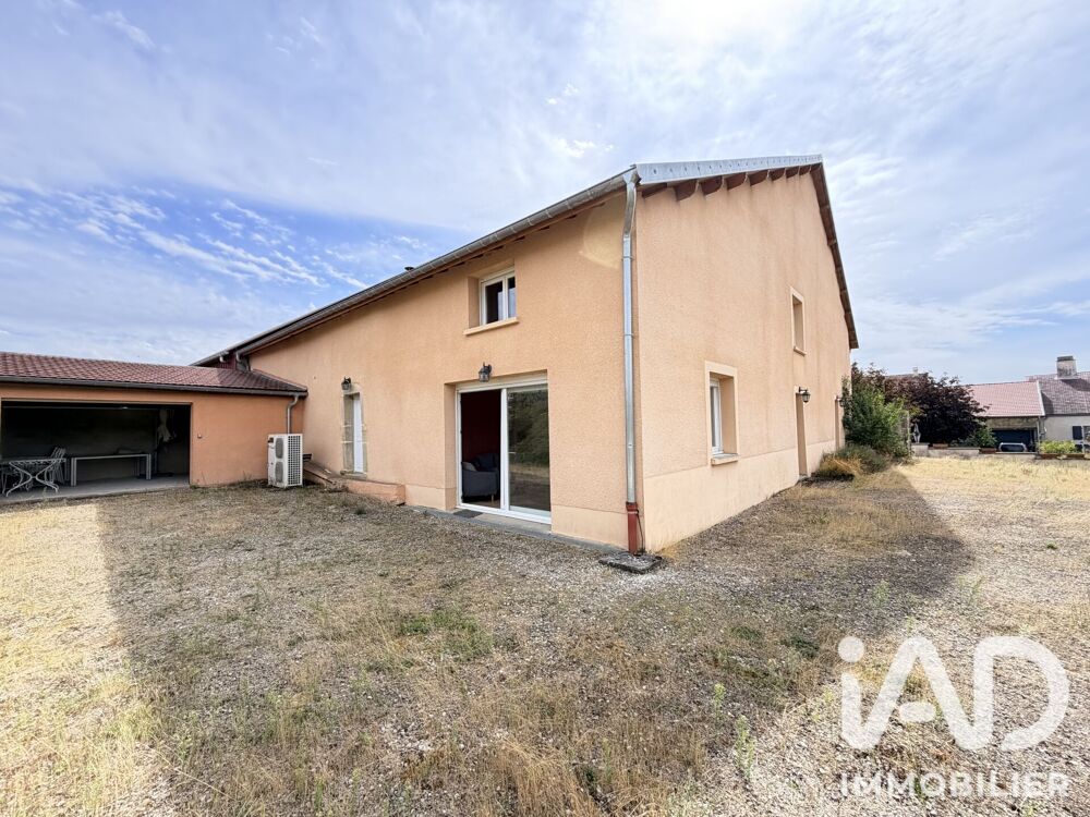 Vente Maison Vente Maison de village 6 pièces Chézeaux
