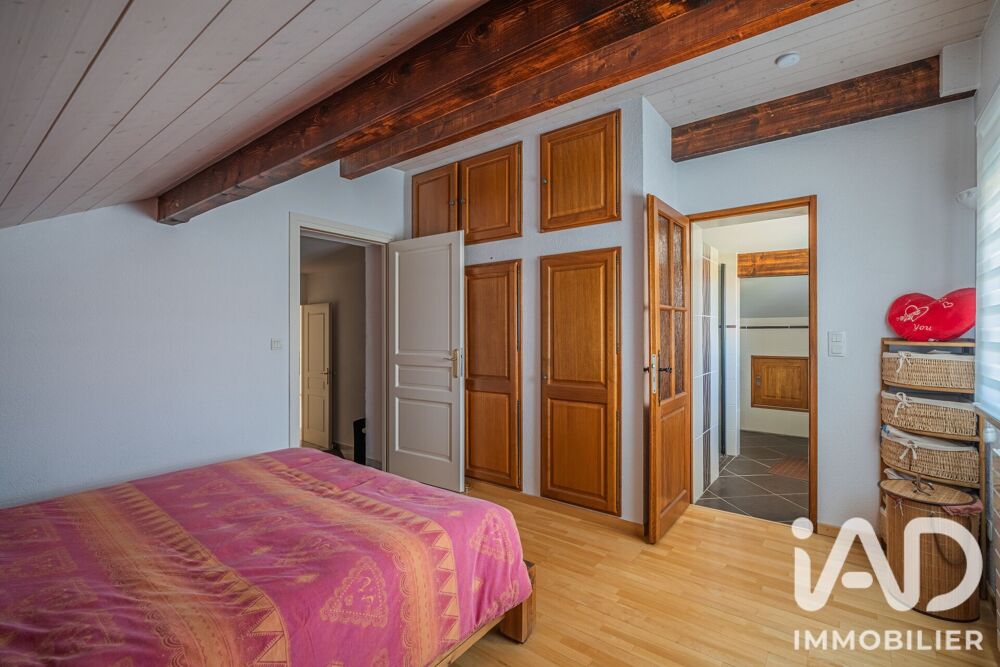 à vendre  Maison Pers-Jussy (74930)
