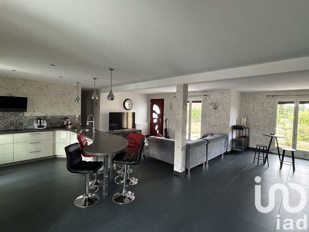 Vente Maison Vente Maison/villa 9 pièces Cosne-d'allier