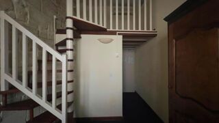  Immeuble � vendre 830 m�