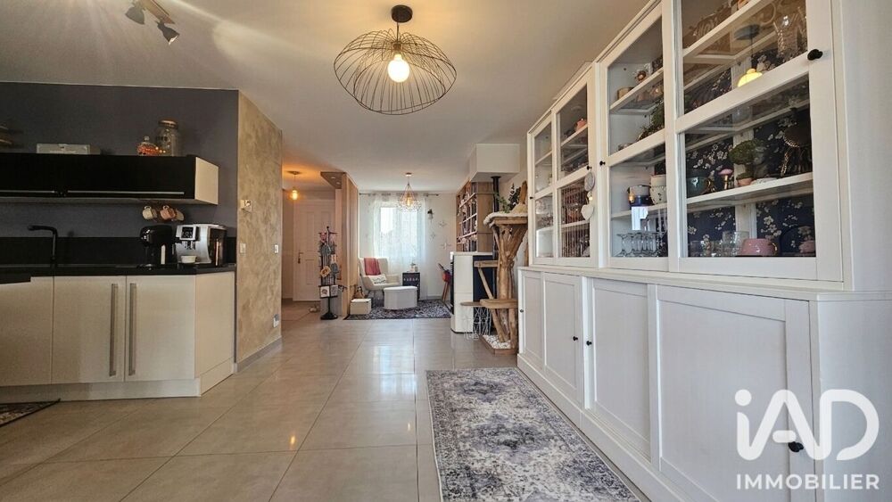 Vente Maison Vente Maison/villa 5 pièces Sainte-marie-aux-chênes