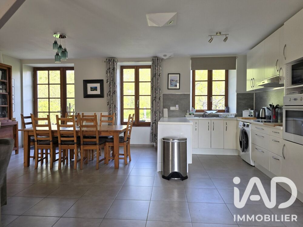 à vendre  Maison Bourg-Charente (16200)