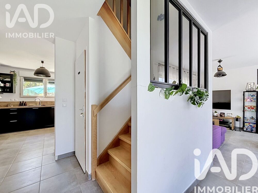 vente Maison - 6 pièce(s) - 138 m² Guérard (77580)