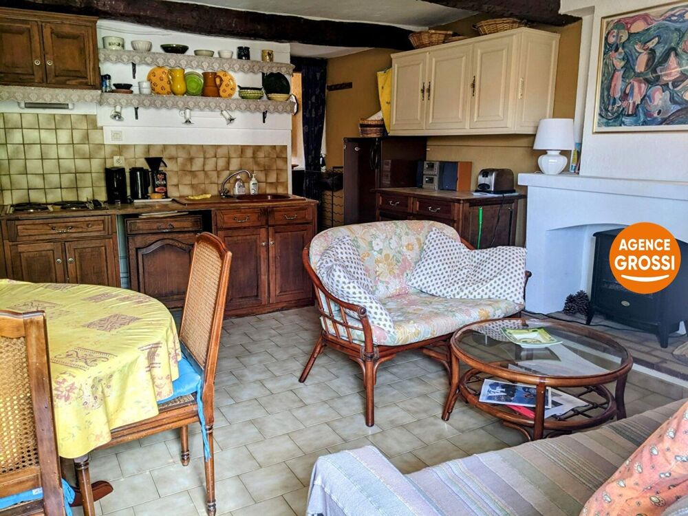 Vente Appartement AUPS, charmant appartement en duplex avec terrasse. Aups