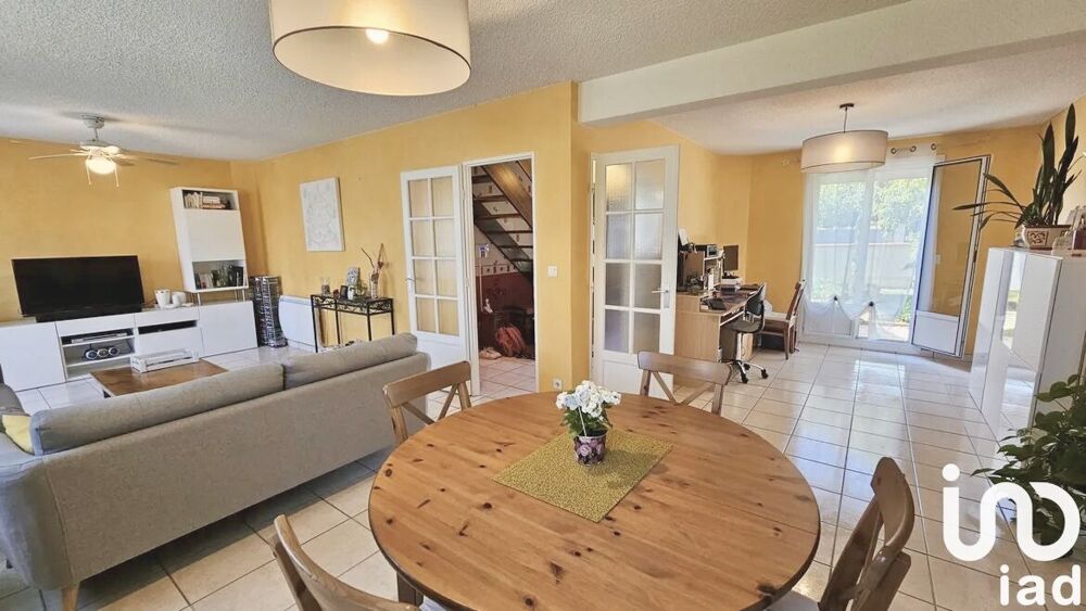 Vente Maison Vente Maison traditionnelle 6 pièces Cournon-d'auvergne