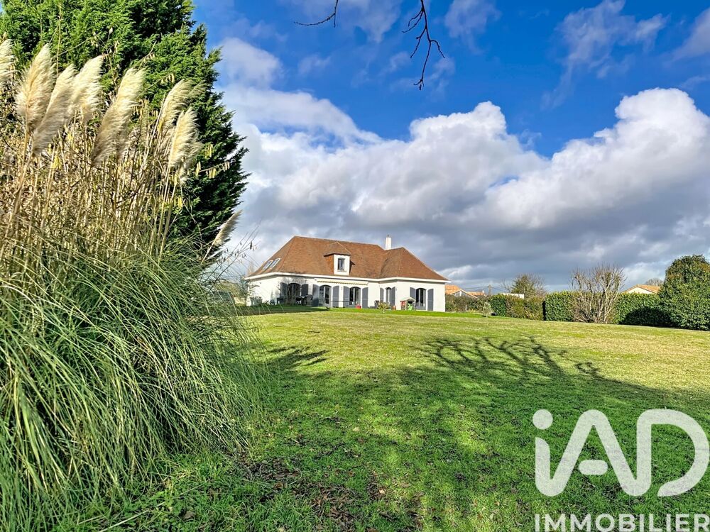 Vente Maison Vente Maison/villa 7 pièces Naintré