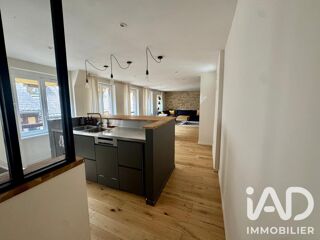  Appartement à louer 3 pièces 86 m²