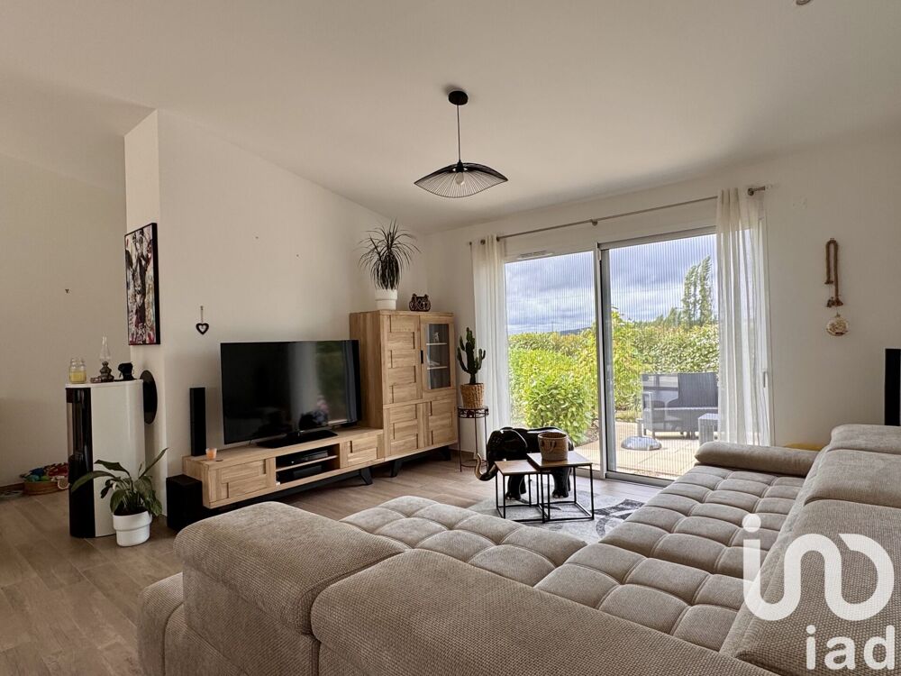 Vente Maison Vente Maison de village 4 pièces Saint-maurice-le-girard
