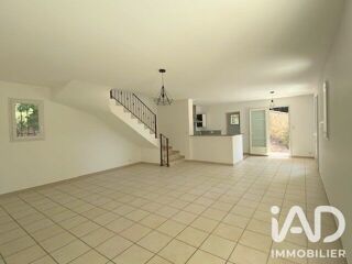 Vente Maison Vente Maison/villa 4 pièces Mérindol-les-oliviers