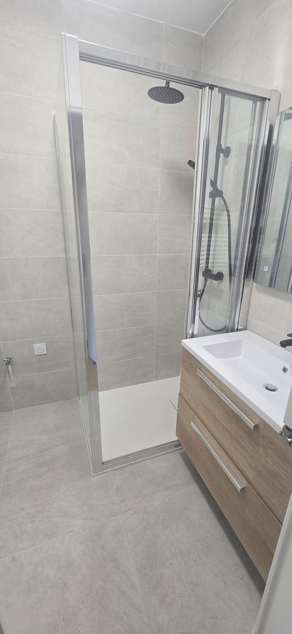 location Appartement - 3 pièce(s) - 63 m² Grenoble (38000)