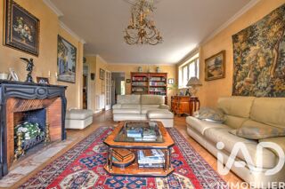  Maison à vendre 10 pièces 277 m²