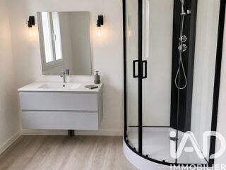  Appartement à louer 4 pièces 110 m²
