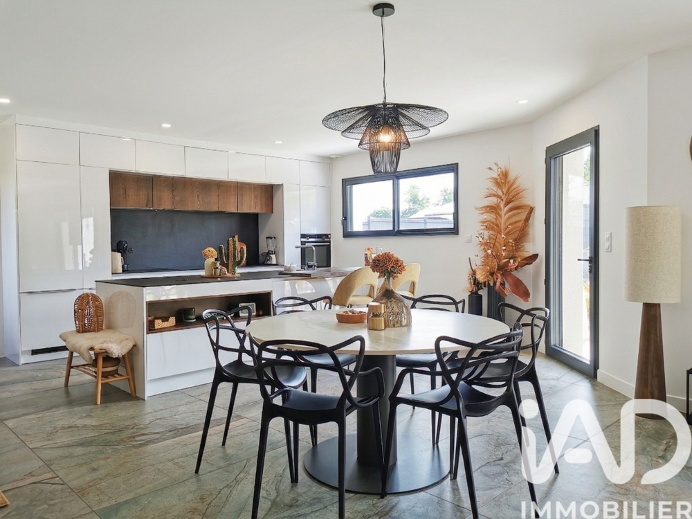 vente Maison - 4 pièce(s) - 104 m² Basse-Goulaine (44115)