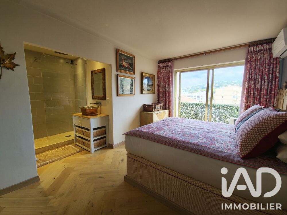 à vendre  Appartement Sainte-Maxime (83120)