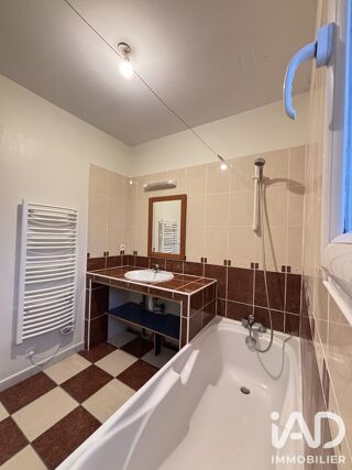  Maison à louer 3 pièces 84 m²