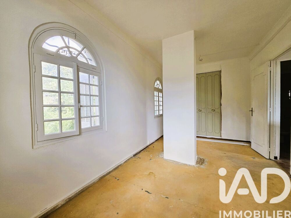 � vendre  Maison Montauroux (83440)