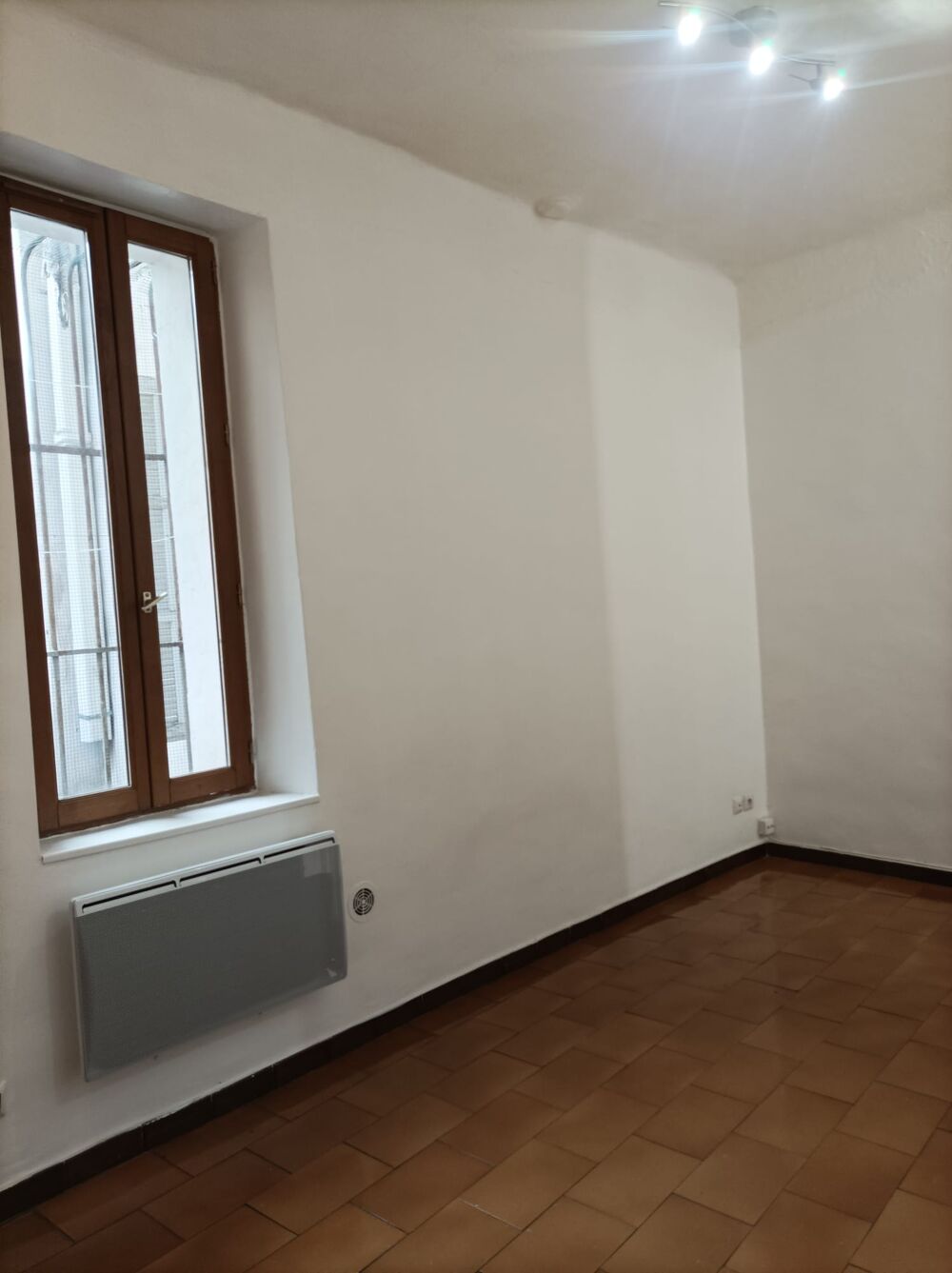 Vente Appartement T2 Rue St pierre - INVESTISSEUR Marseille 5