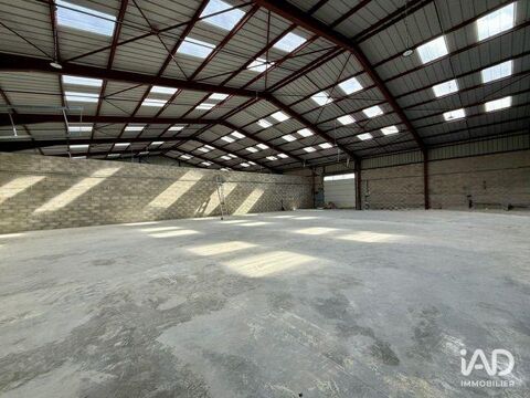   Location Hangar 244 m&sup2; 